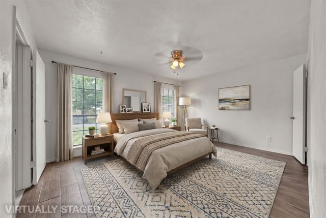 6705 Greenfield Drive, Arlington, TX 76016