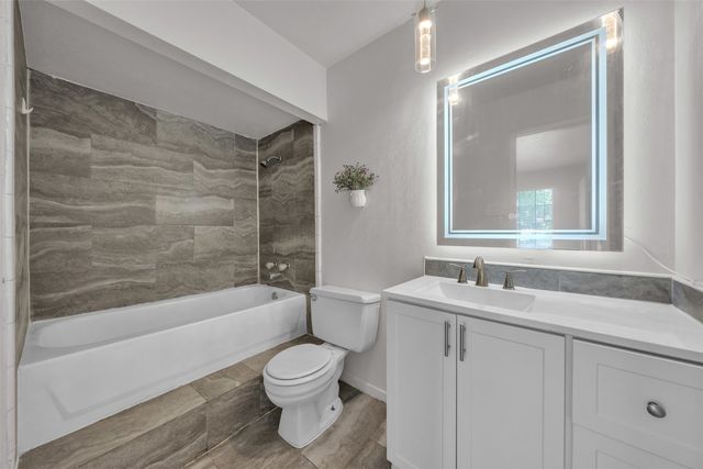 6705 Greenfield Drive, Arlington, TX 76016