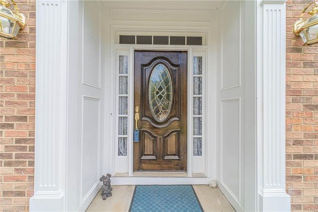 1524 Holly Lake Circle, Snellville, GA 30078