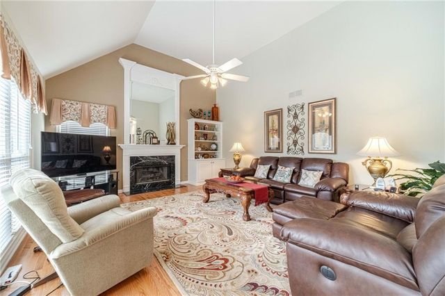 1524 Holly Lake Circle, Snellville, GA 30078