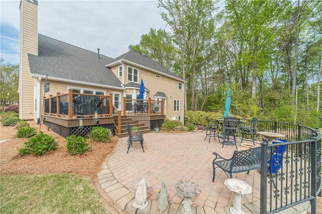 1524 Holly Lake Circle, Snellville, GA 30078