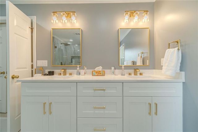 1524 Holly Lake Circle, Snellville, GA 30078