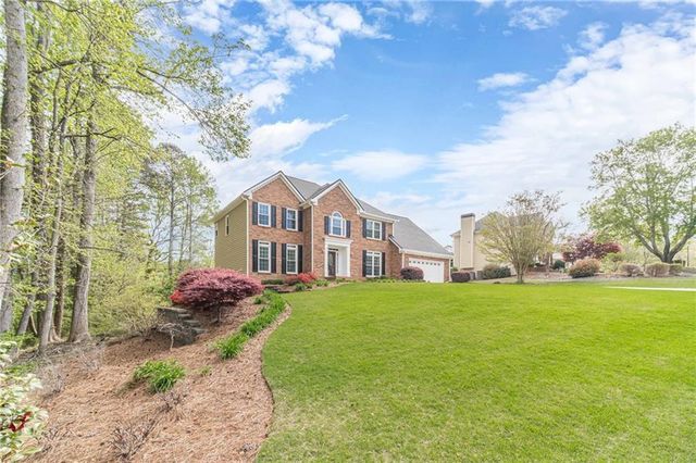 1524 Holly Lake Circle, Snellville, GA 30078