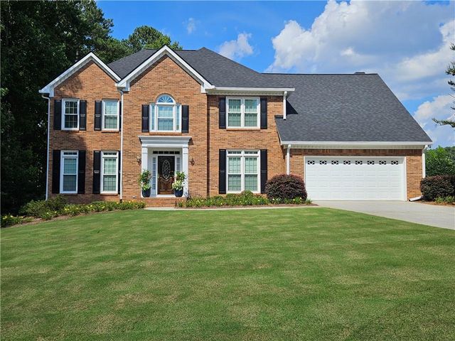 1524 Holly Lake Circle, Snellville, GA 30078