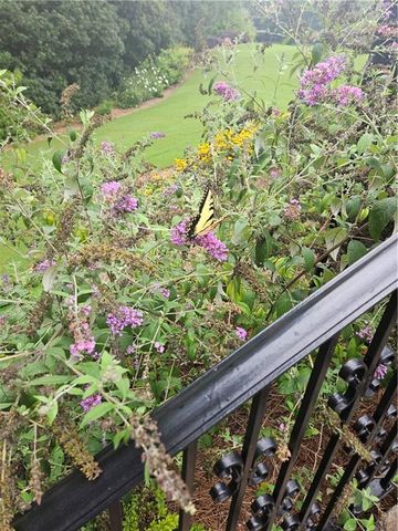 1524 Holly Lake Circle, Snellville, GA 30078