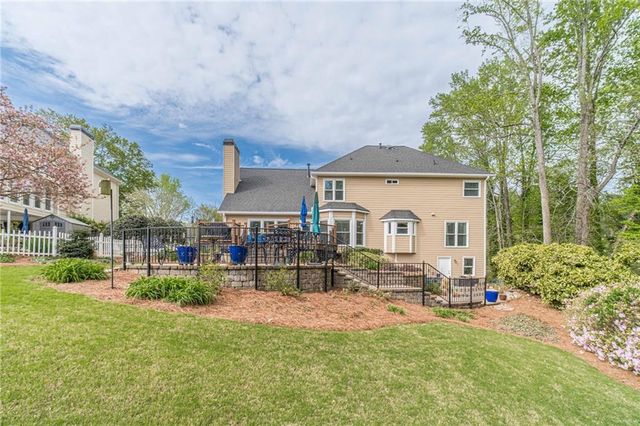 1524 Holly Lake Circle, Snellville, GA 30078
