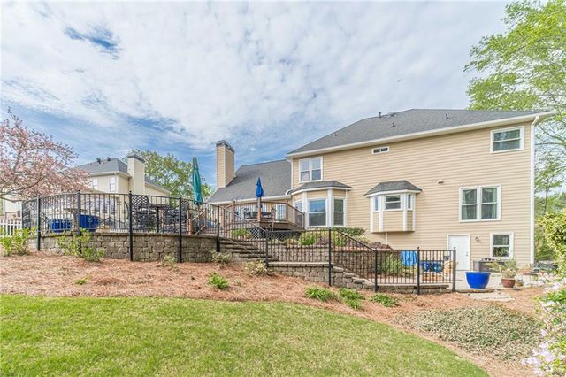 1524 Holly Lake Circle, Snellville, GA 30078