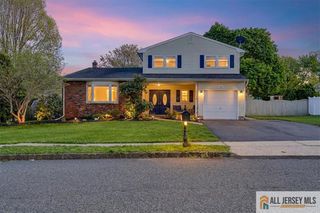 14 London Drive, East Brunswick, NJ 08816