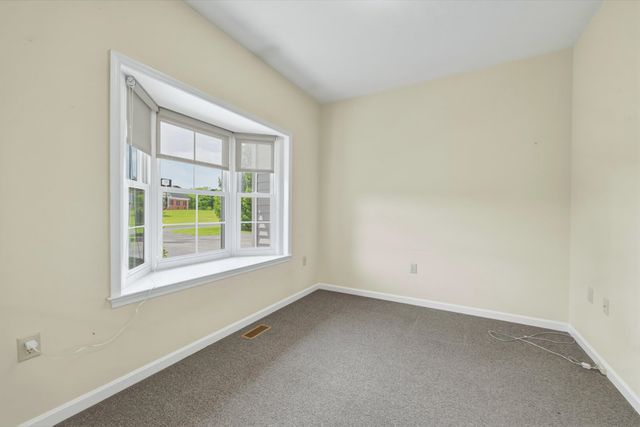 291 BEAVER LN, Mt Jackson, VA 22842