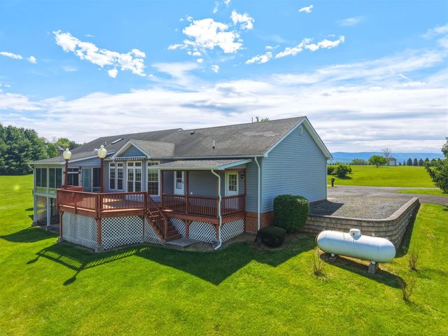 291 BEAVER LN, Mt Jackson, VA 22842