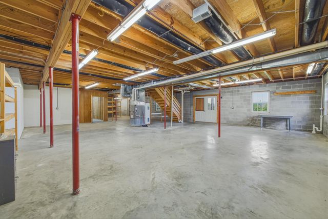 291 BEAVER LN, Mt Jackson, VA 22842