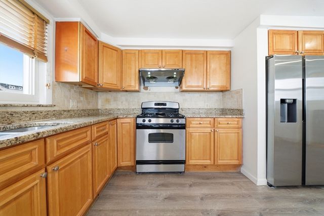 395 Lebanon St, Melrose, MA 02176