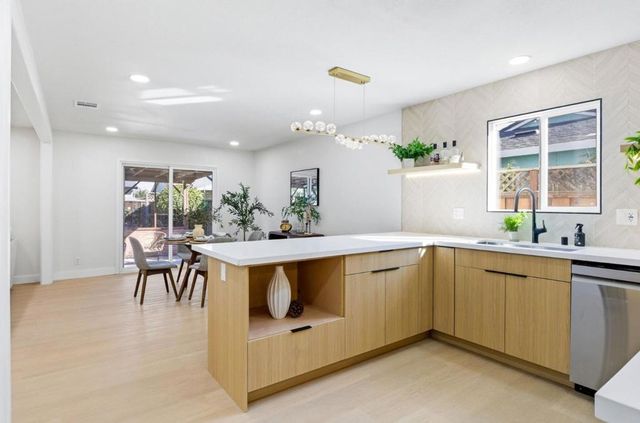 35172 Lancero Street, Fremont, CA 94536