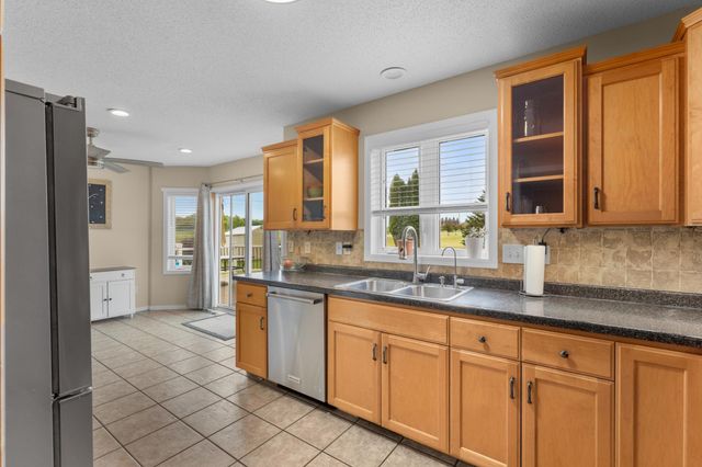1102 Southern Hills Lane SW, Rochester, MN 55902