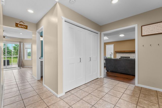 1102 Southern Hills Lane SW, Rochester, MN 55902