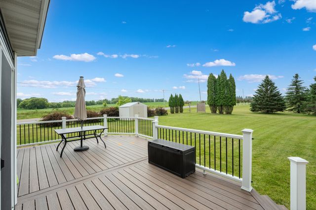 1102 Southern Hills Lane SW, Rochester, MN 55902