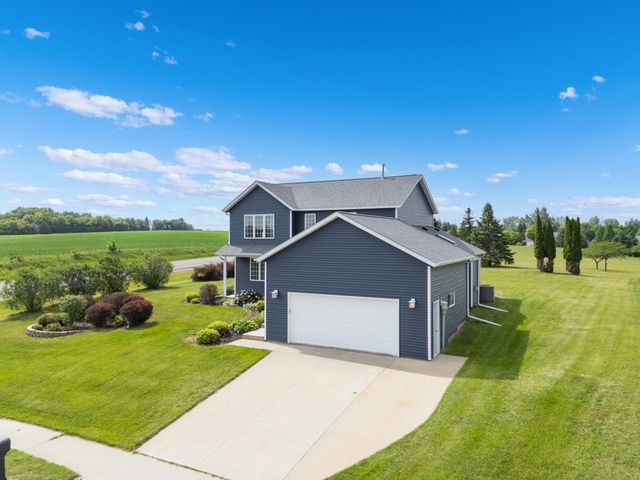 1102 Southern Hills Lane SW, Rochester, MN 55902
