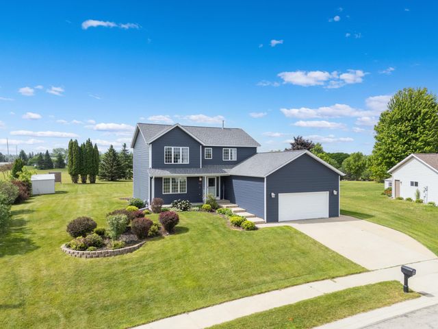 1102 Southern Hills Lane SW, Rochester, MN 55902