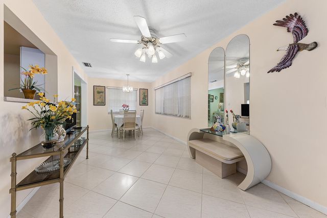 507 SW 18TH Street, Boynton Beach, FL 33426