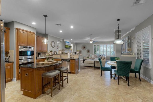 413 MACCHI AVENUE, Oakland, FL 34787