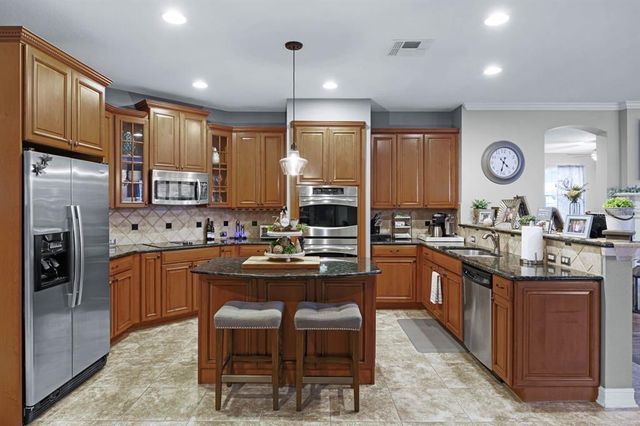 413 MACCHI AVENUE, Oakland, FL 34787