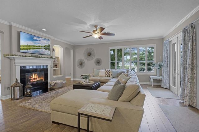 413 MACCHI AVENUE, Oakland, FL 34787