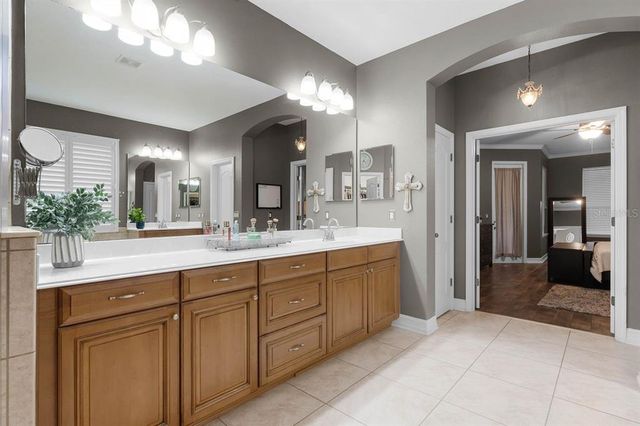 413 MACCHI AVENUE, Oakland, FL 34787