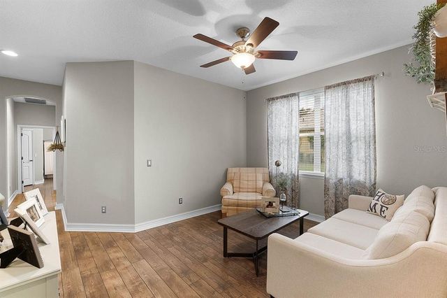 413 MACCHI AVENUE, Oakland, FL 34787