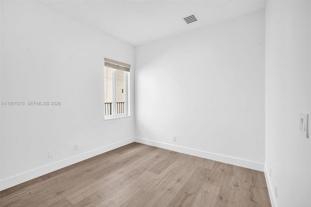 19381 Stonebrook St, Weston, FL 33332