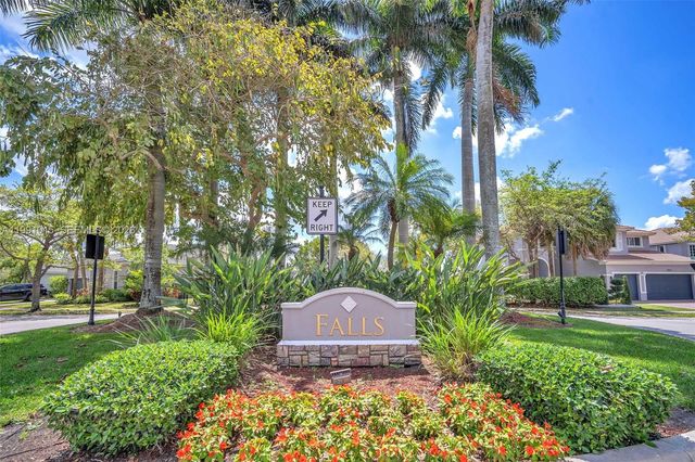 19381 Stonebrook St, Weston, FL 33332