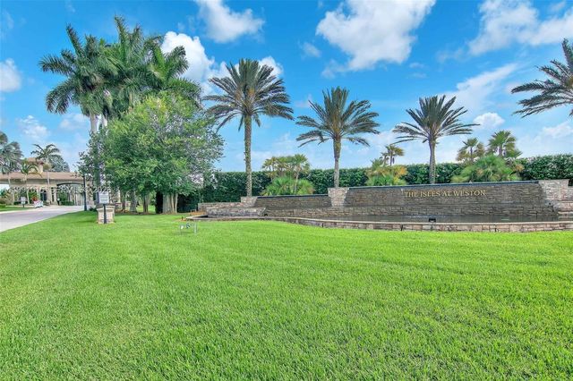 19381 Stonebrook St, Weston, FL 33332