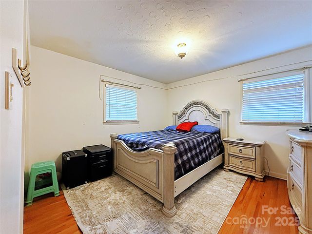 6841 Idlewild Road, Charlotte, NC 28212