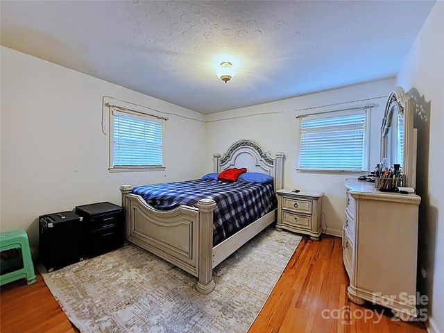 6841 Idlewild Road, Charlotte, NC 28212