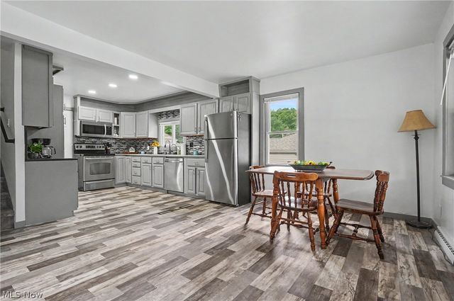 158 Van Evera Road, Tallmadge, OH 44278