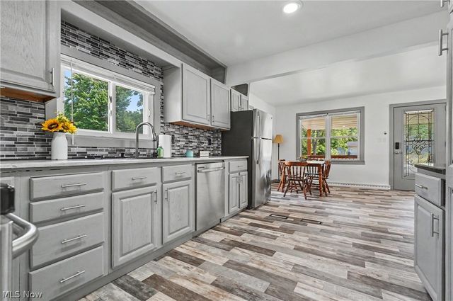 158 Van Evera Road, Tallmadge, OH 44278