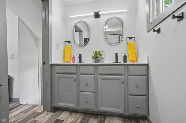 158 Van Evera Road, Tallmadge, OH 44278