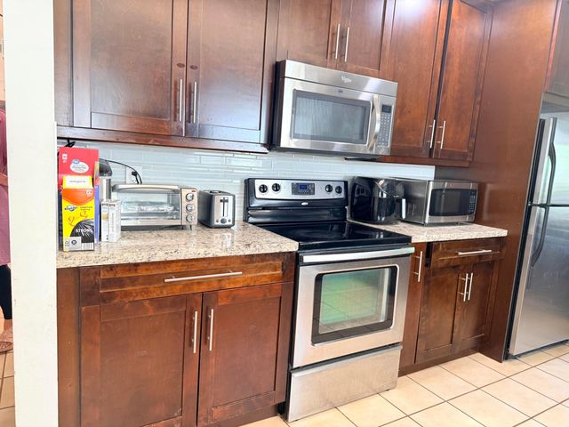 7797 San Marcos Place, Boca Raton, FL 33433