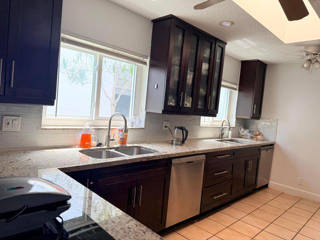 7797 San Marcos Place, Boca Raton, FL 33433
