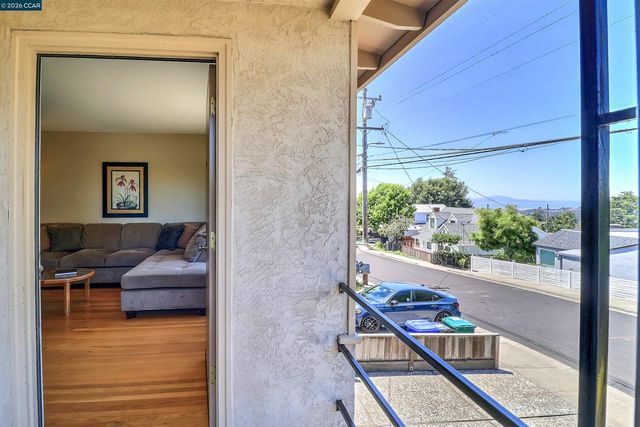 6830 Del Monte Ave, Richmond, CA 94805