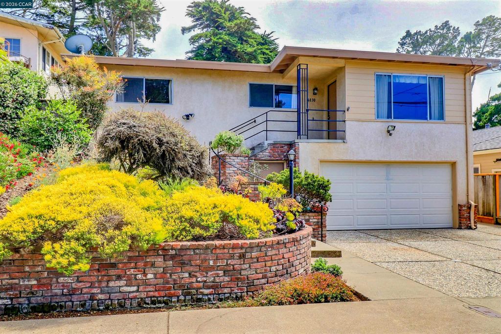 6830 Del Monte Ave, Richmond, CA 94805