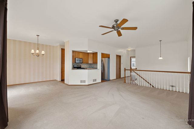 1100 Ellsworth Drive, Grayslake, IL 60030