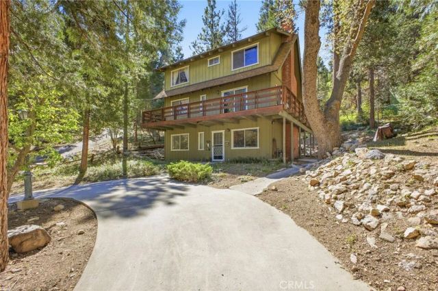 27352 Alpen Drive, Lake Arrowhead, CA 92352