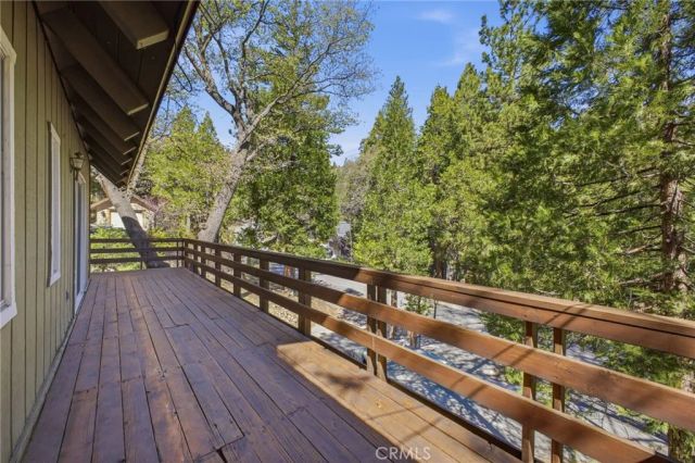 27352 Alpen Drive, Lake Arrowhead, CA 92352