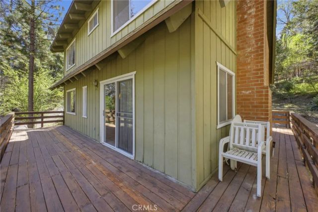 27352 Alpen Drive, Lake Arrowhead, CA 92352