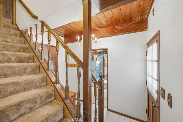 27352 Alpen Drive, Lake Arrowhead, CA 92352