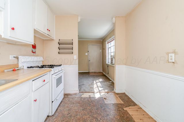 3002 CURTIS Drive, Amarillo, TX 79109