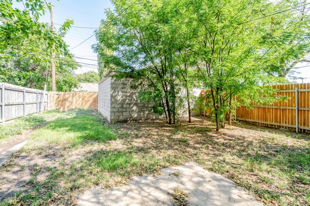 3002 CURTIS Drive, Amarillo, TX 79109