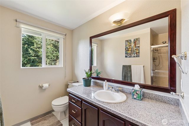 3021 NE 201st Place, Lake Forest Park, WA 98155