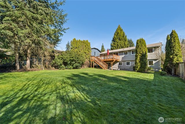 3021 NE 201st Place, Lake Forest Park, WA 98155