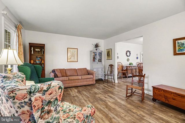 275 HIESTAND CT, Landisville, PA 17538